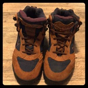 Nike hiking boots